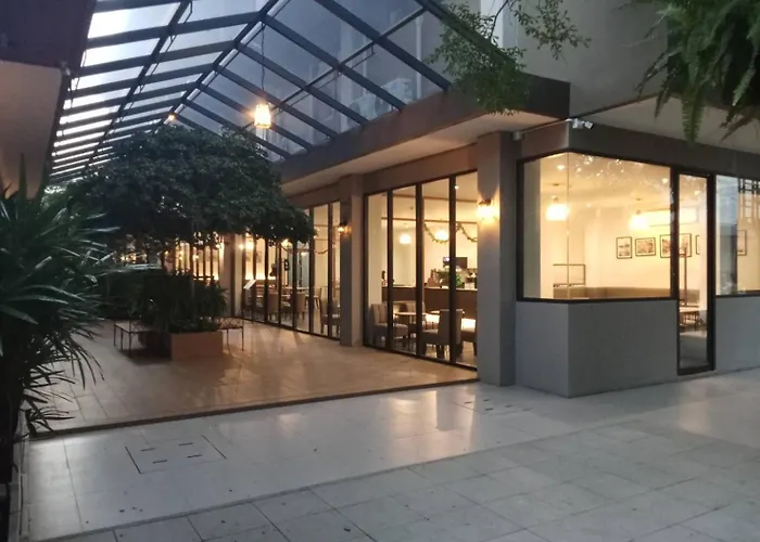 35 Bow Hotel 4*