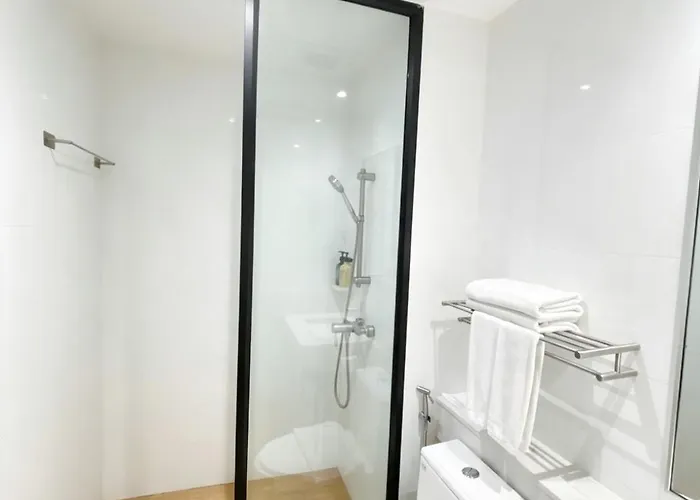 Hotel 35 Bow 4*