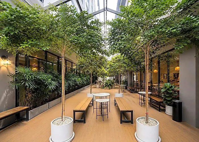 Hotel 35 Bow